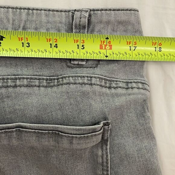 Democracy Ab Solution Gray Cropped Denim Jeans with Frayed Hem Womens Size 16 - Picture 10 of 13